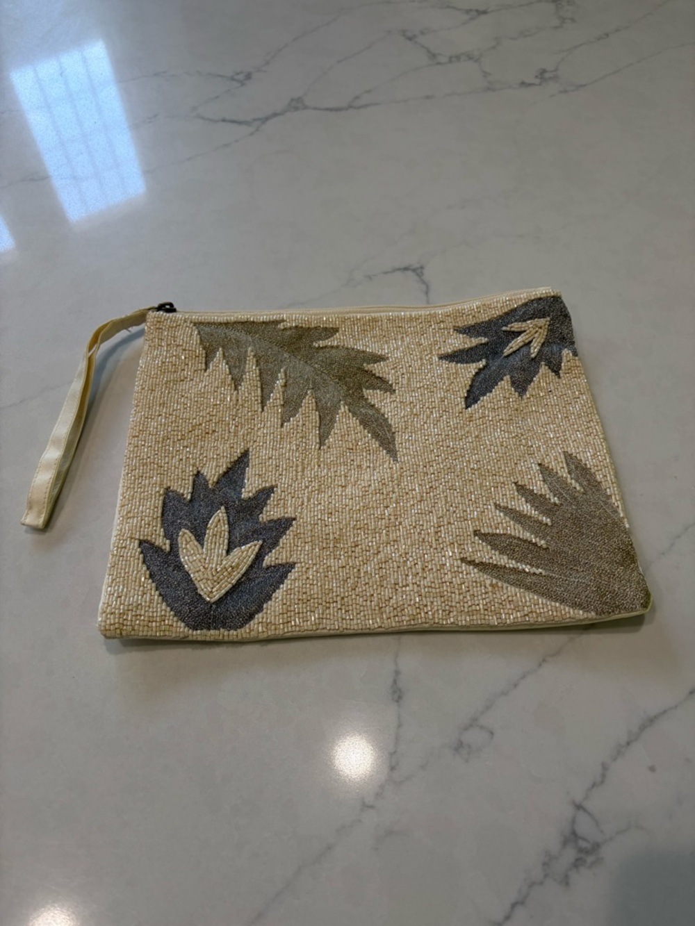 Fabulous MJ New York Beaded Cream Wristlet Clutch